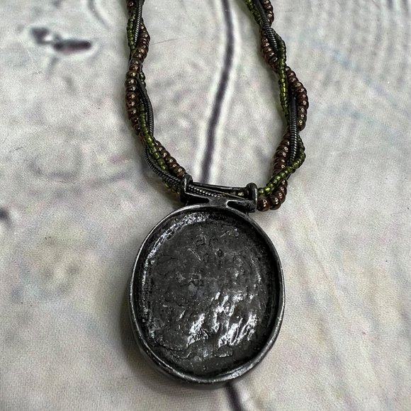 Laura Ashley Necklace Yellow Gold Faceted Stone Layered Chain Silver Tone - Picture 7 of 8